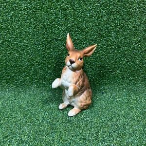Vintage Lefton Ceramic Begging Bunny Figurine Japan H664